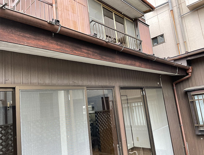 大田区東矢口の無料点検で錆びた金属系サイディング外壁の補修をご提案