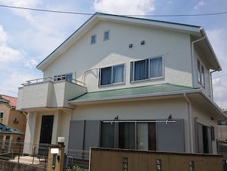 横浜市中区太田町にて、屋根外壁塗装と高耐久のオートンイクシードでシーリング補修を行いました