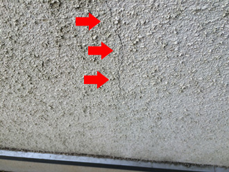 世田谷区大原でモルタル外壁にひび割れが発生する原因を調査、対策としては弾性塗料での外壁塗装がオススメです