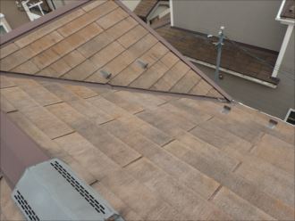 船橋市海神で屋根が斑模様に汚れ始めた築後初めての屋根塗装をご検討