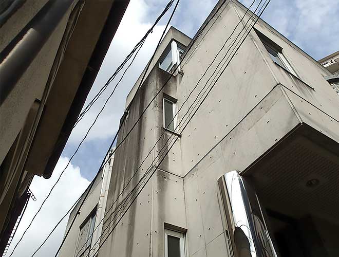 大田区西蒲田の3階建てRC造のオフィスビルで屋上防水工事をご検討