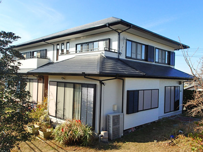 千葉県館山市｜外壁塗装と屋根カバー工法で外装を刷新