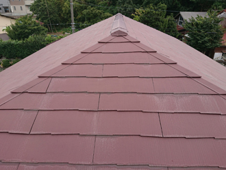 横浜市泉区中田南にて高耐久フッ素塗料サーモアイ４Fを使用した屋根塗装、クールダークグレーでシックな印象に