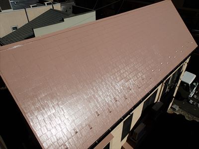 墨田区両国でサーモアイ4F(クールビンテージローズ)での屋根塗装にあわせ天窓メンテナンスを実施！
