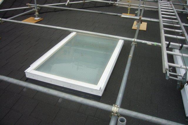 寝屋川市の屋根葺き替え工事では丁寧かつ確実な防水処理が重要