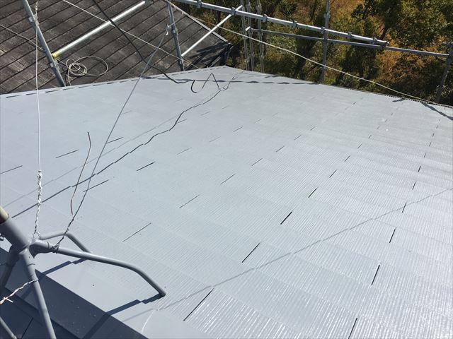 屋根塗装　マイルドシリコン　塗布完了