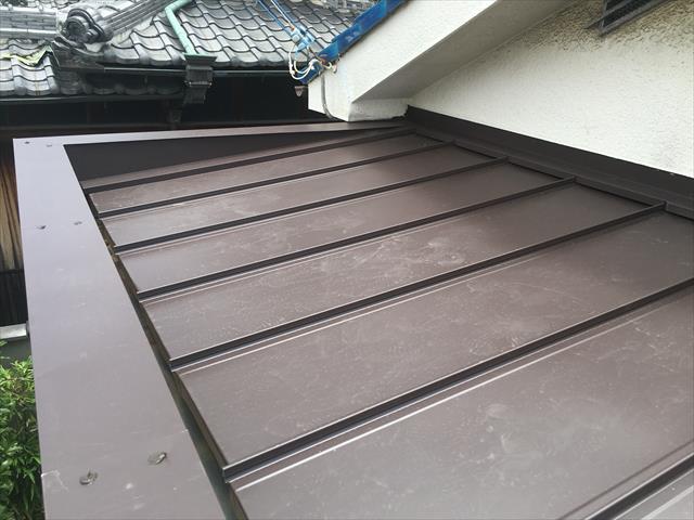 屋根　カバー工法