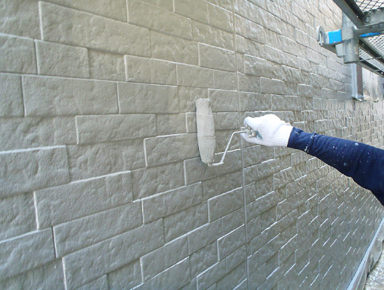 吹田市で外壁塗装のベストな時期と塗り替え方法について