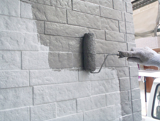 吹田市で外壁塗装の必要性とは？建物を守り美しさを保つために