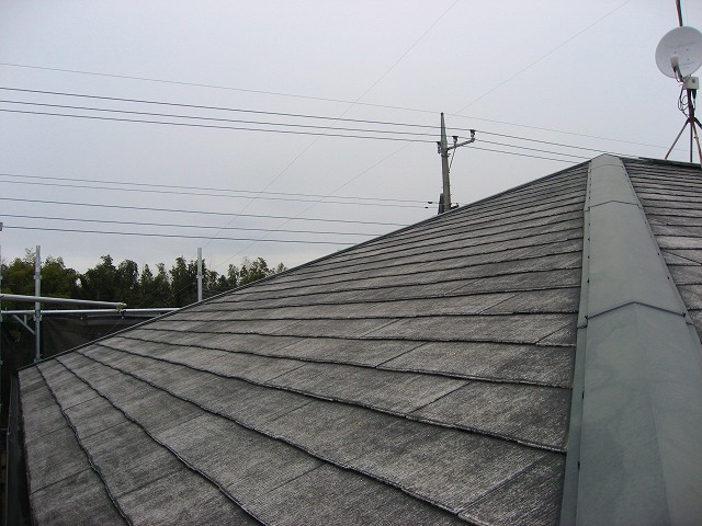 塗装前の屋根は防水機能が無くなった状態