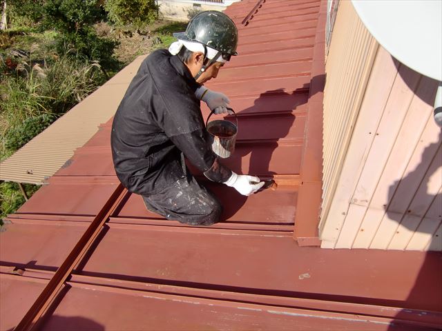 住宅屋根塗装　さび止め