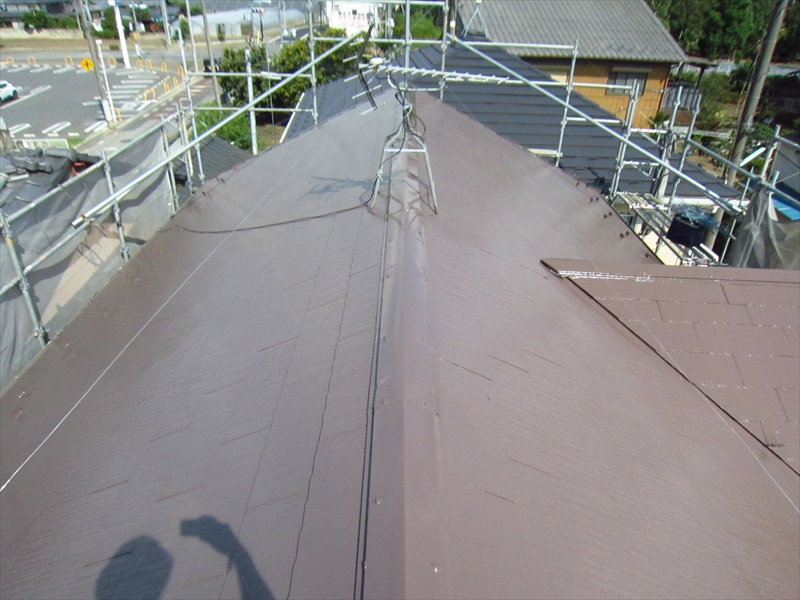 サーモアイSiで塗装後のスレート屋根