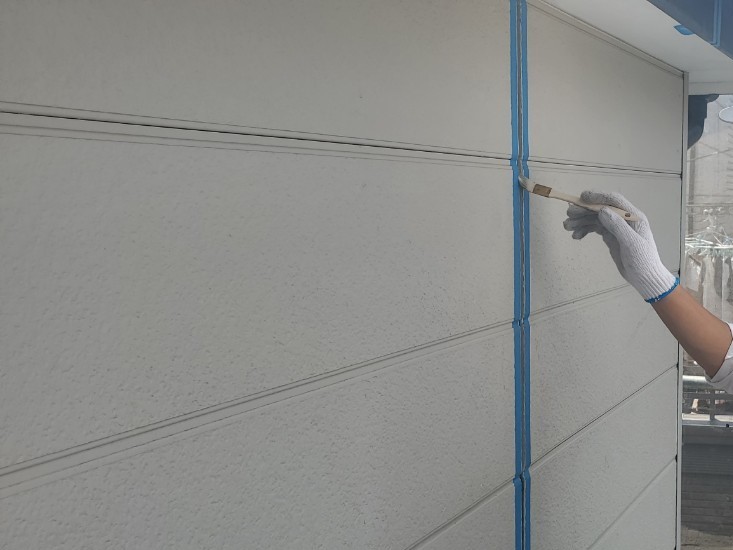 上尾市外壁塗装目地メンテナンス2階シーリング打替えプライマー塗布