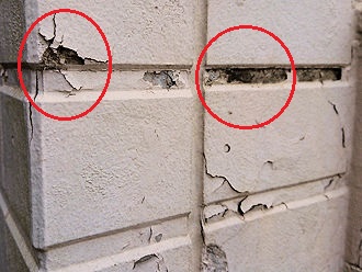 墨田区墨田にて屋根と一緒に行った点検で外壁の表面剥離を確認