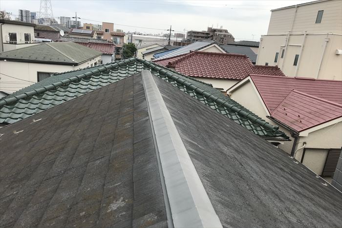 築20年強のスレート屋根の劣化状況