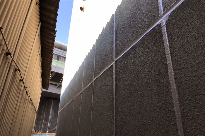 江戸川区上一色でＡＬＣ外壁からの雨漏り対策の為、シーリング補修工事を行いました