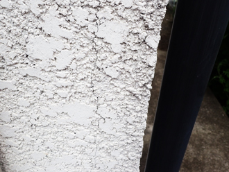 三鷹市中原の外壁メンテナンス調査、クラックが多数発生したモルタル外壁にエラストコートによる塗装工事をご提案