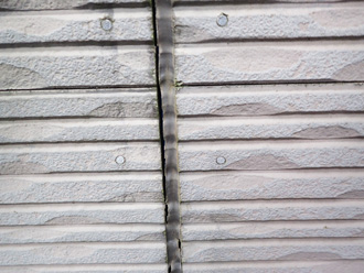 板橋区徳丸にて外壁塗装の調査、築17年目で初めての塗装メンテナンスにパーフェクトトップをおすすめ