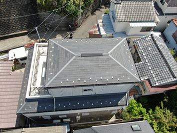 板橋区前野町で築15年で屋根塗装をご検討されているお客様の調査に伺いました