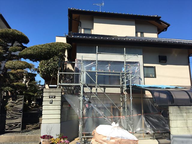 稲敷郡美浦村で外壁の補修塗装作業をおこなってきました　水性セラミシリコン仕上げ
