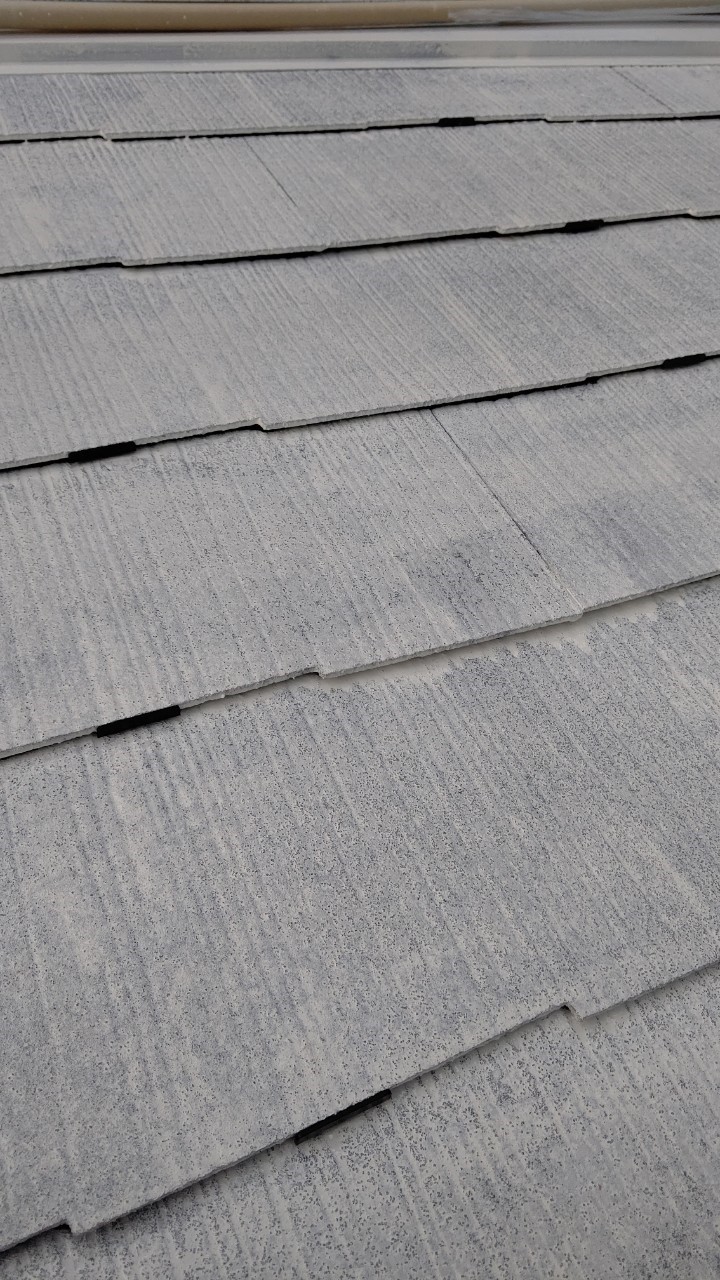 中津川市中津川で屋根外壁塗装屋根下塗りタスペーサー取り付け完了