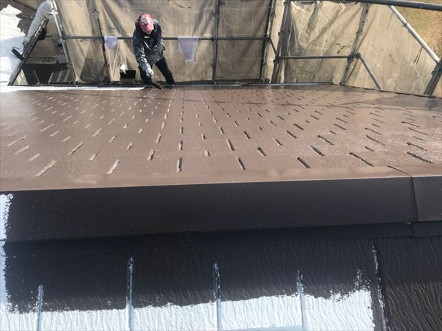 多治見市脇之島町で屋根の中塗り・上塗り塗装を行いました