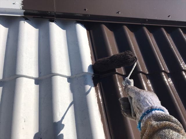 中津川市東町でチタン複合特殊無機顔料とフッ素塗料で屋根塗装です