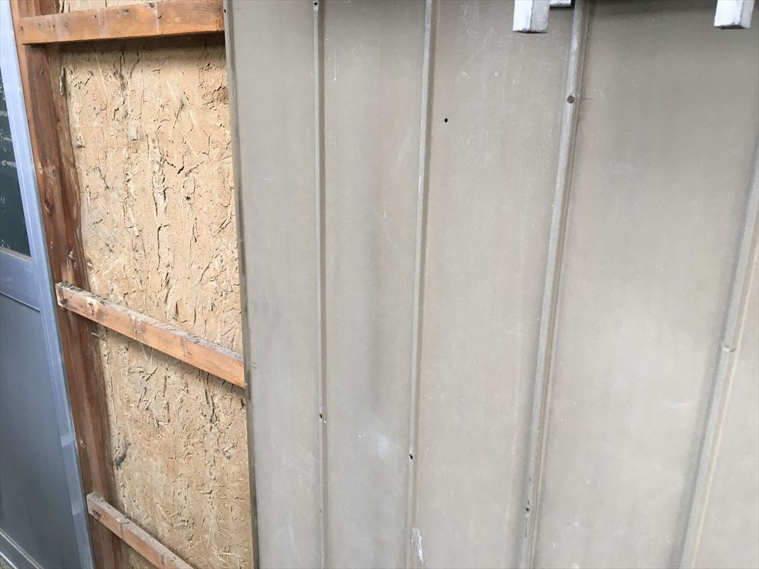 多治見市　トタンの張り替え　板金工事　外壁の張り替え