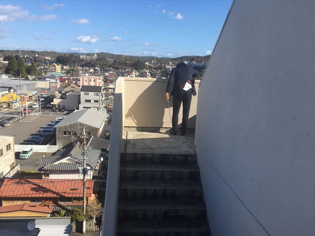多治見市でマンションの外壁塗装と屋上の防水の現場調査です！