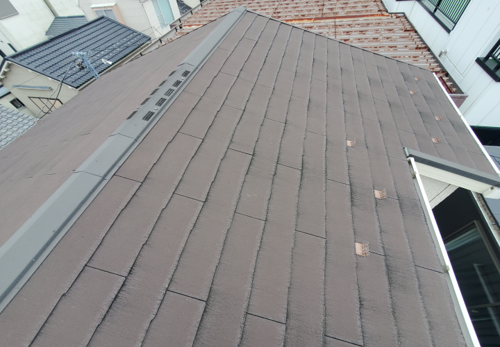 パーフェクトベストを使った屋根塗装を行う前の屋根