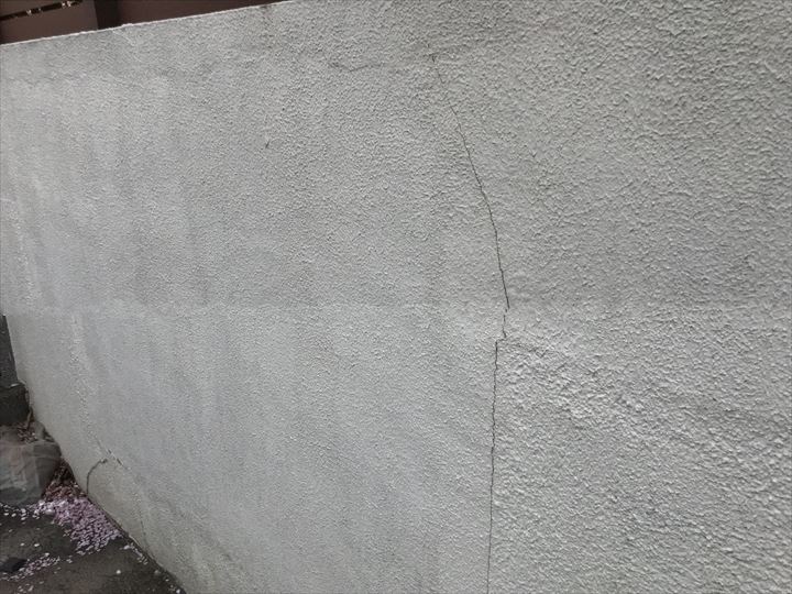 船橋市上山町でお住まいの塀（モルタル仕上げ）の塗装工事のご相談から塀の塗装工事を施工（税込120,000円）を施工