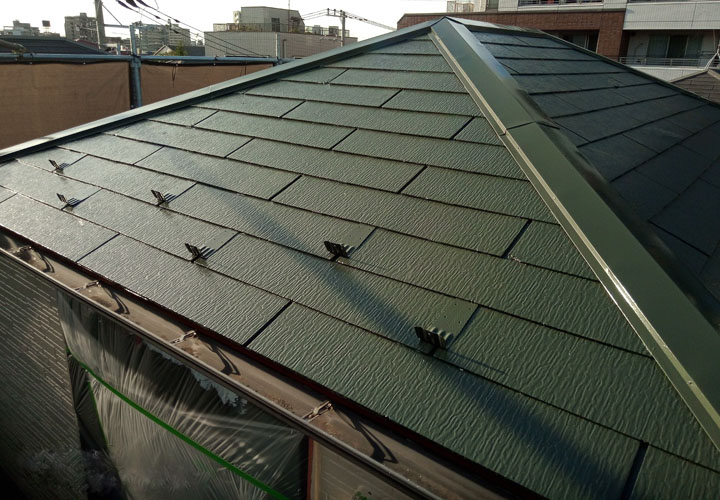 千葉市中央区松波にて遮熱塗料であるサーモアイ4Fで屋根塗装、夏の暑さ対策を行いました