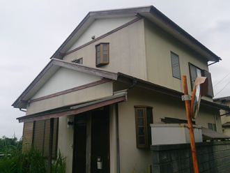 鴨川市江見吉浦にてヤネフレッシュSiとパーフェクトトップでご実家の屋根外壁塗装！