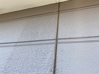 富津市竹岡にてサイディングボードの調査、反りを補修し外壁塗装工事