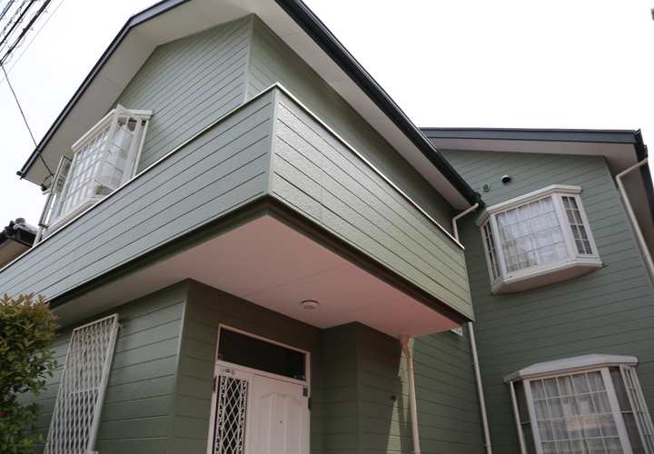 茂原市東部台でパーフェクトトップ（モスグリーン）を使用した外壁塗装でお住まいのメンテナンス！