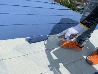 市川市国分にてサーモアイSiでスレート屋根を部分塗装工事を行います