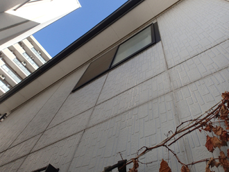 千葉市花見川区こてはし台で築18年が経過した邸宅の点検後、ダイヤスーパーセランフレックスでの外壁塗装をご提案