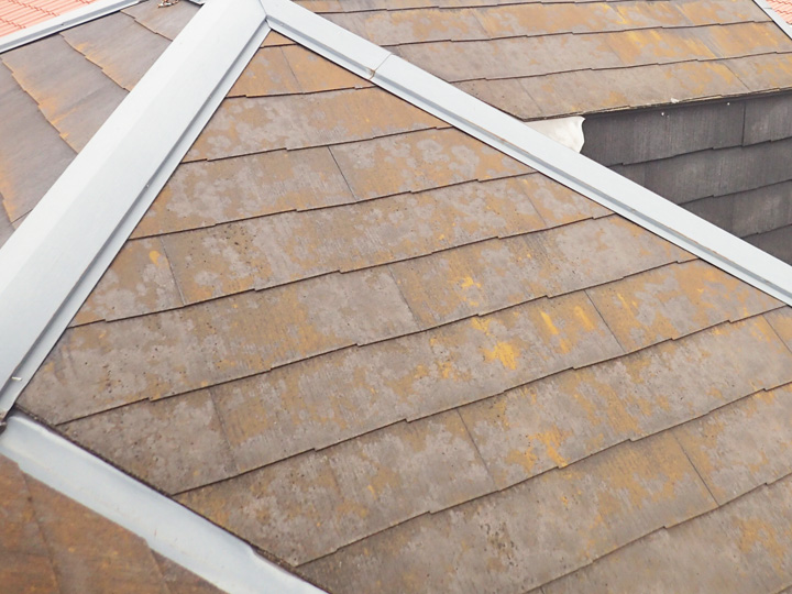 安房郡鋸南町竜島にて屋根の塗装前点検、塗膜劣化により遮熱性塗料のサーモアイSiによる塗装工事をご提案