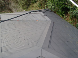 屋根塗装を検討しているスレート屋根