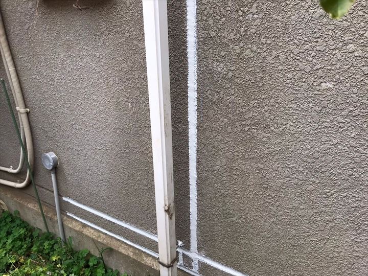 千葉市花見川区幕張町で壁面からの雨漏りのご相談、外壁の部分シーリング補修工事を行いました