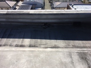 福島市内にあるマンションの屋上防水の調査点検（無料）に伺いました
