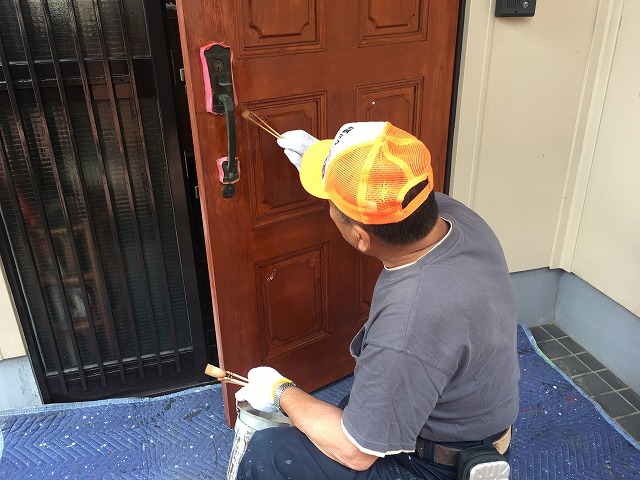 福島市の玄関扉のリニューアル工事が完成しました！！