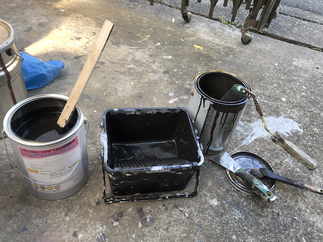 草加市金明町ガルバニウム屋根塗り替え工事４日目完了しました