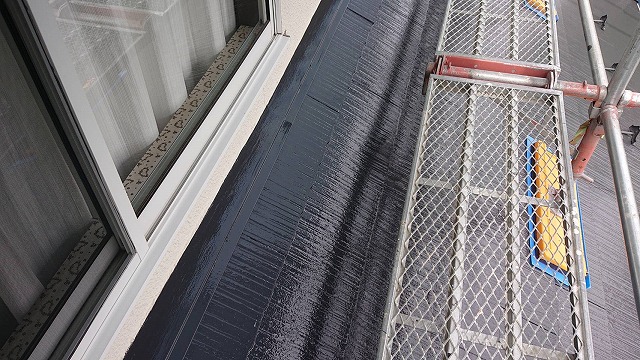 上伊那郡宮田村：下屋根の塗装工事が完了した状況