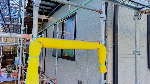 上伊那郡箕輪町：外壁塗装工事前に実施するコーキング打ち替え補修