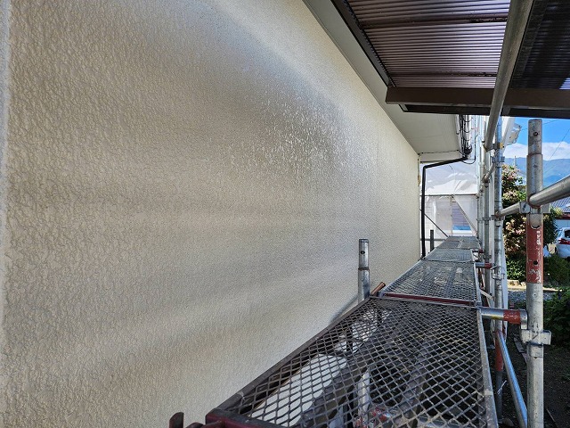 上伊那郡箕輪町：高性能フッ素塗料を使って塗装を行ったモルタル外壁の平屋住宅