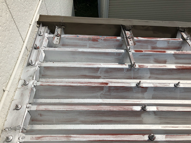 屋根板金塗膜の劣化