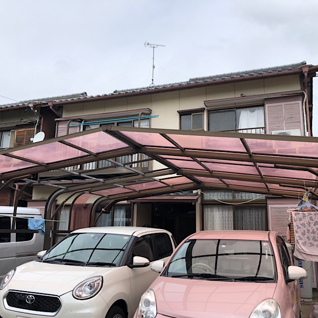 羽島市でカーポートの屋根が割れ飛んでしまった現場を現場調査し火災保険で対応