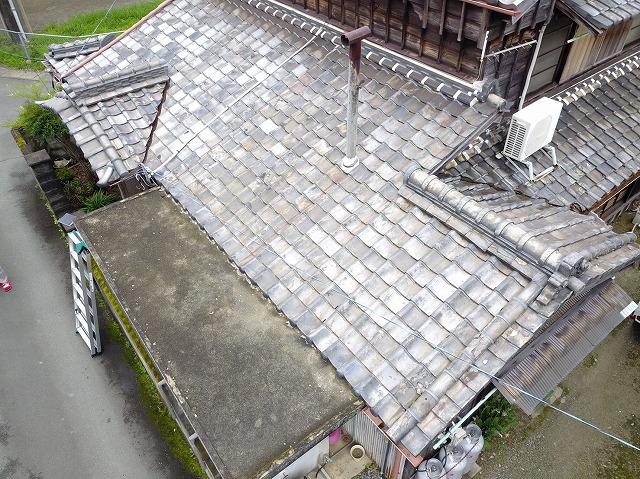 松阪市大津町で瓦屋根のお宅で雨漏りの調査をしてきました