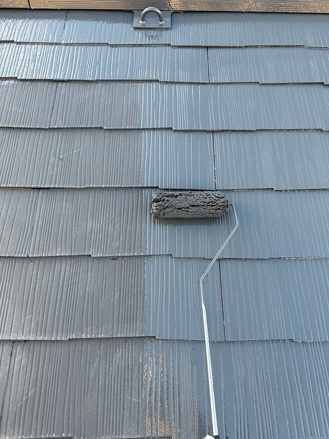 堺市西区浜寺船尾町東にて前回塗装有のアパート屋根の塗装作業をしました！